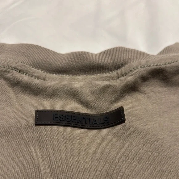 Fear of god essentials t shirt - Picture 3 of 5